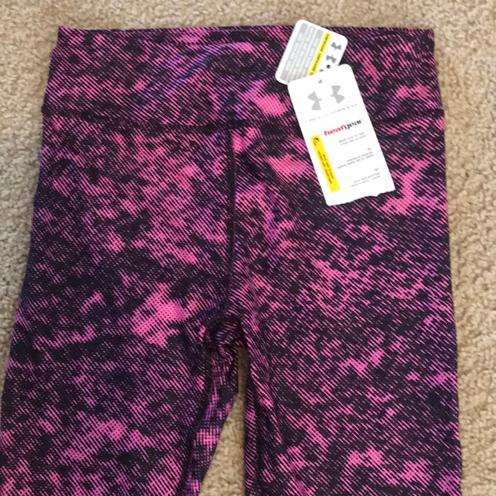 NWT Under Armour Heat Gear Capri